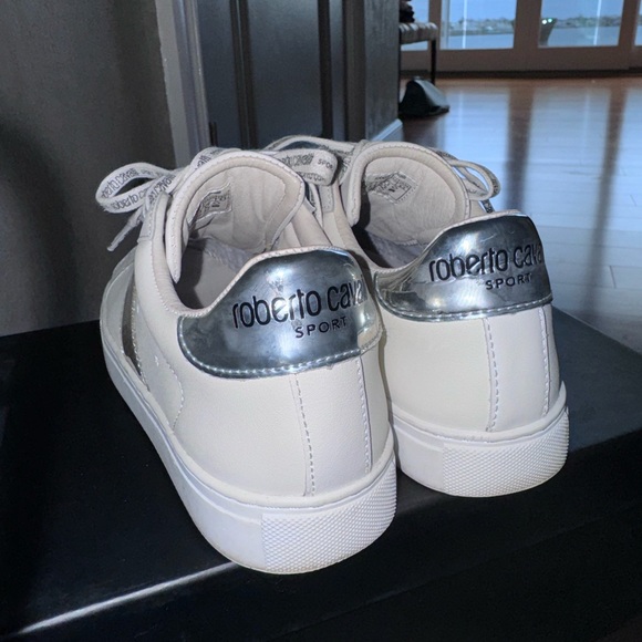 Shoes - Picture 3 of 4